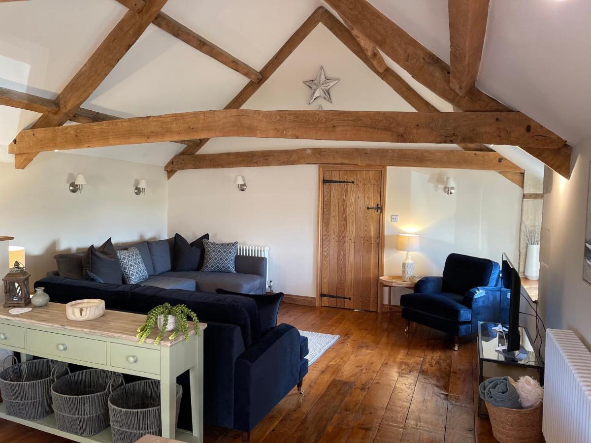 The Cider Barn - Spacious First Floor Apartment Set Within Barn Conversion Τσέλτενχαμ Εξωτερικό φωτογραφία